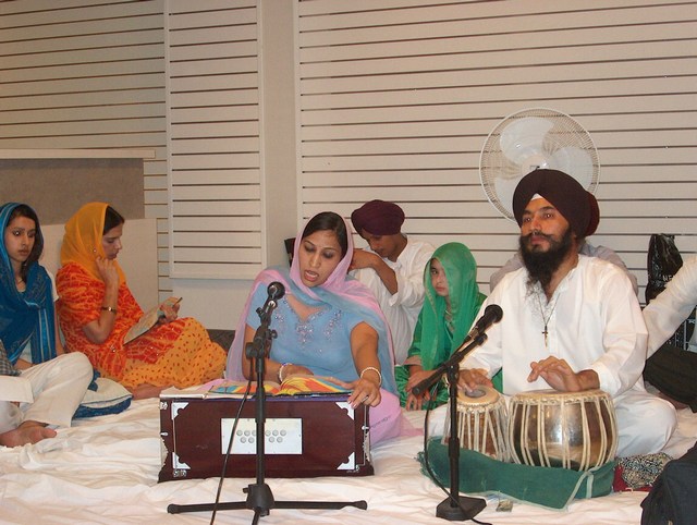 Image 33 of 90  -  87 kB